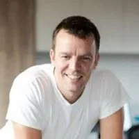 Roald Larsen